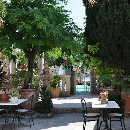 Hotel Le Saint Victor Mirabel-aux-Baronnies Esterno foto