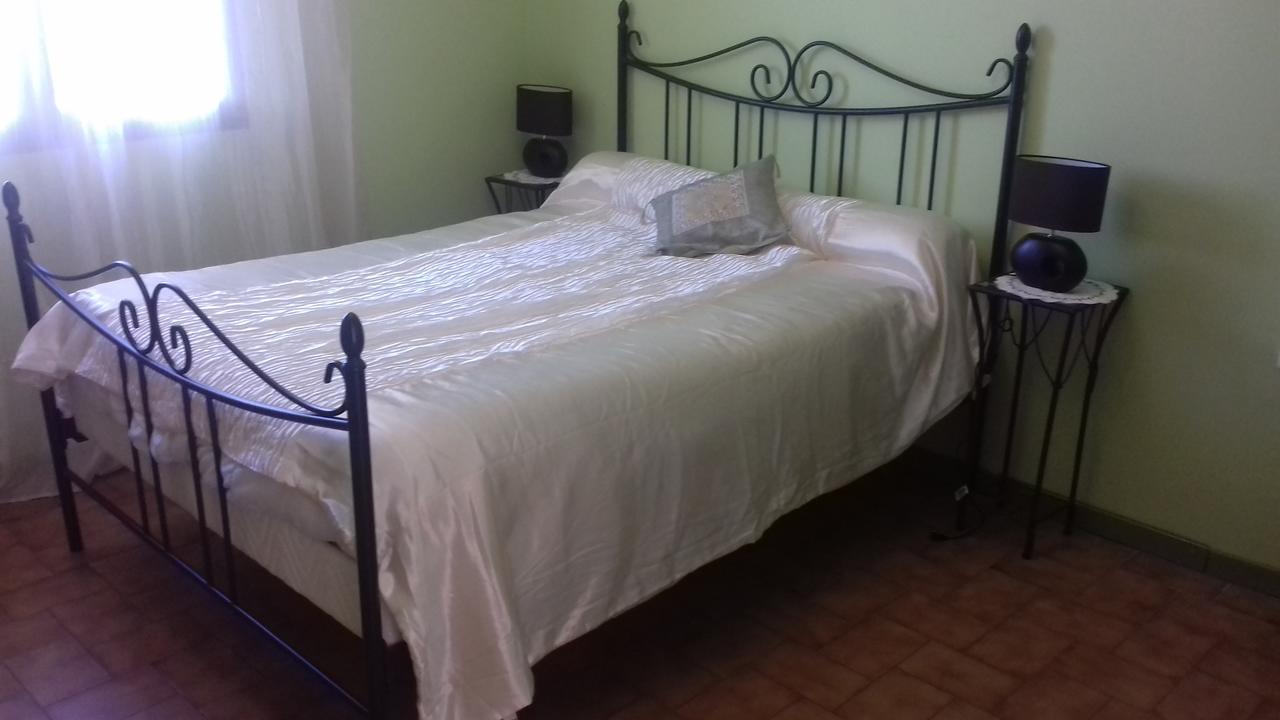 Hotel Le Saint Victor Mirabel-aux-Baronnies Esterno foto