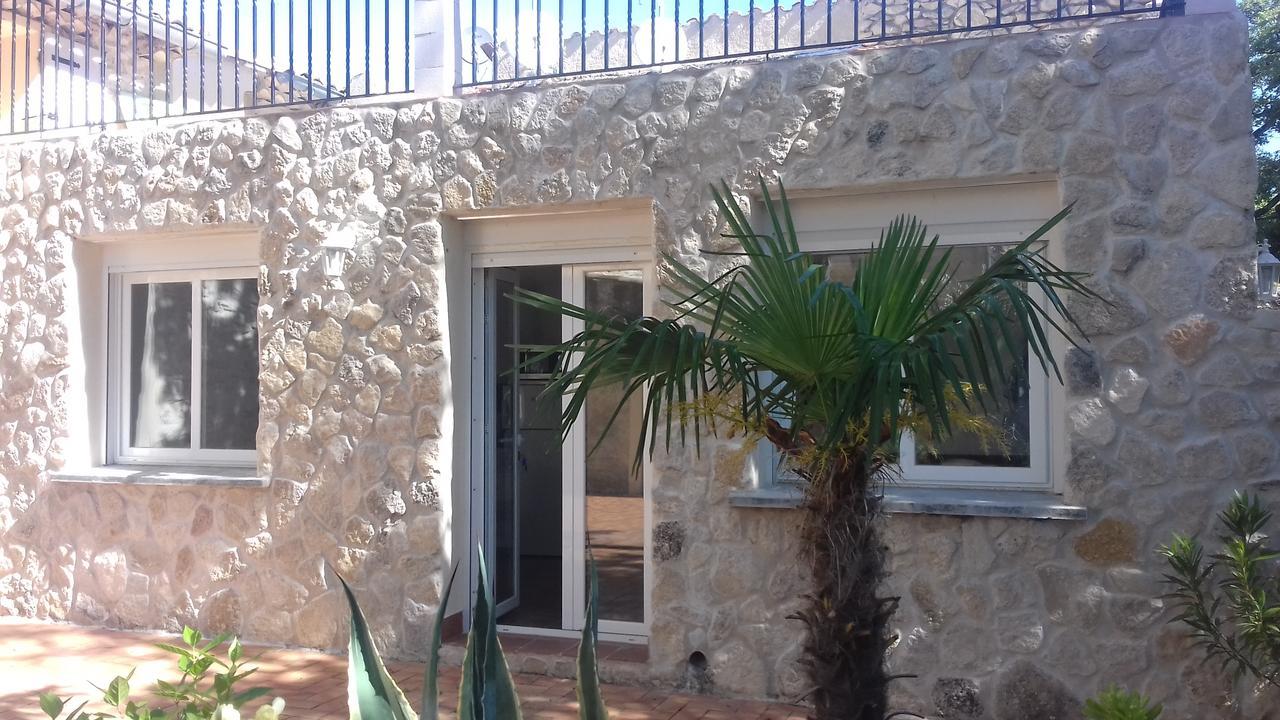 Hotel Le Saint Victor Mirabel-aux-Baronnies Esterno foto