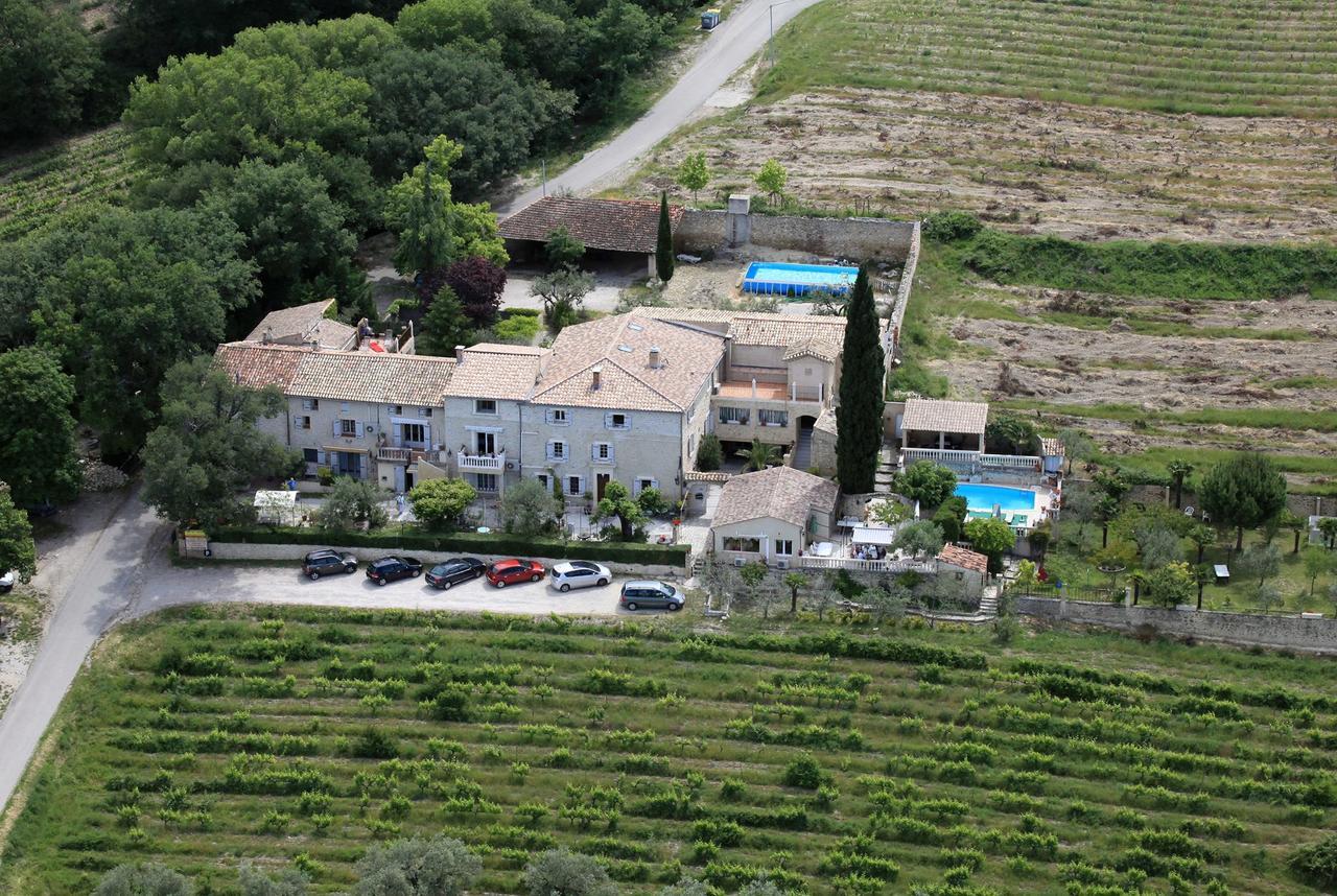 Hotel Le Saint Victor Mirabel-aux-Baronnies Esterno foto